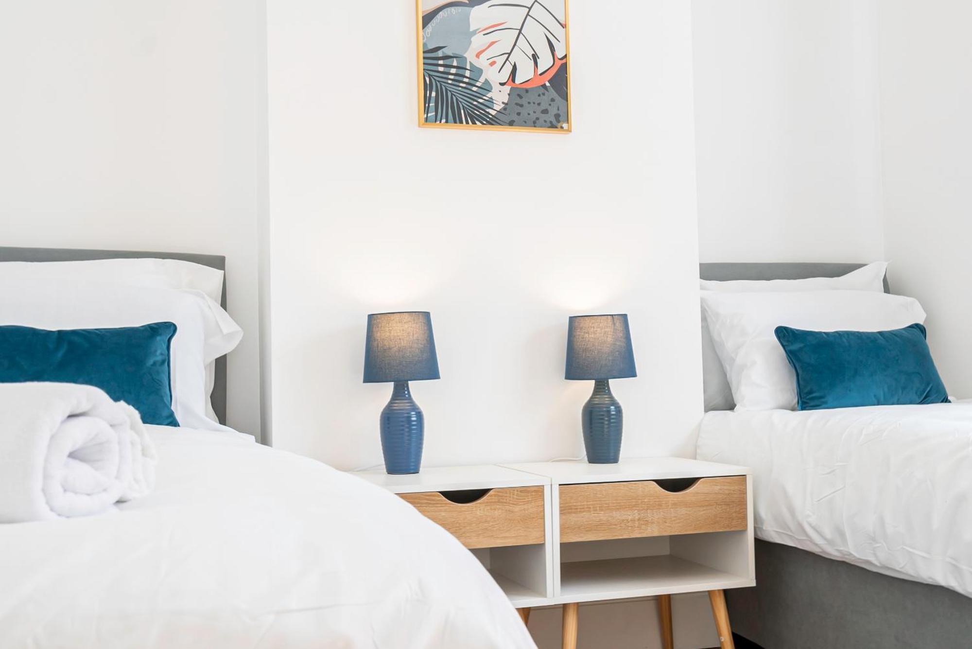 אוקספורד Charming 2-Bedroom Flat With A Garden And Free Parking At Abingdon מראה חיצוני תמונה